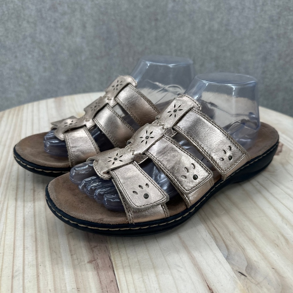 Clarks Leisa Spring Slide Sandals Women 10 Gold Metallic Leather Laser Cut